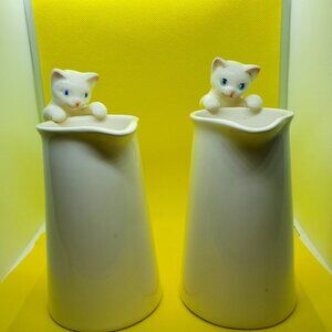 Vintage Avon Cat Creamer from the early 80s made by Avon. Approximately 5” tall.
